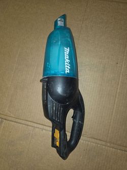 Makita   portable  vacuum