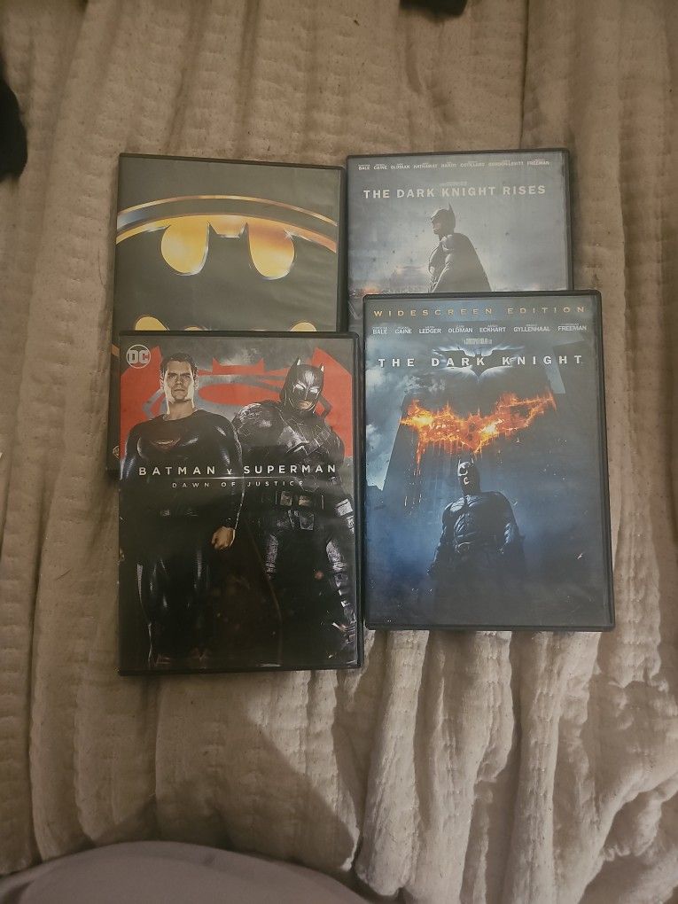 BATMAN COLLECTION BUNDLE