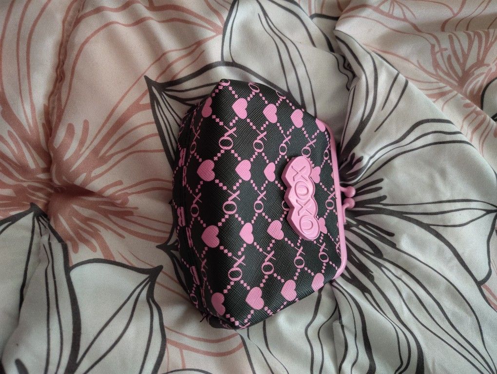 Pink And Black Xo Wallet