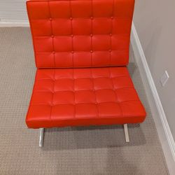 Sleek Red Lounge Chair