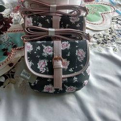 Loungefly Minnie Mouse Saddle Bag