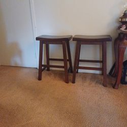 SET 2 DARK WOOD BAR STOOLS