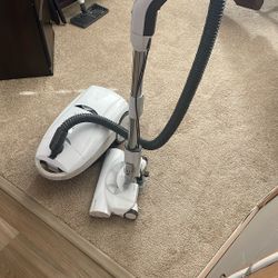 Vacuum Cleaner 