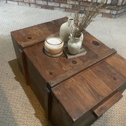 Wood Rustic Chest 