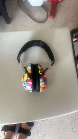 Banz Kids Noise Canceling Ear Muffs