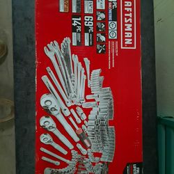 243pc Craftsman Mechanics Tool Set