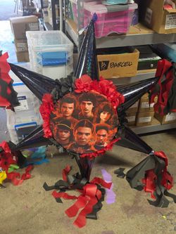 Stranger things tambor star pinata