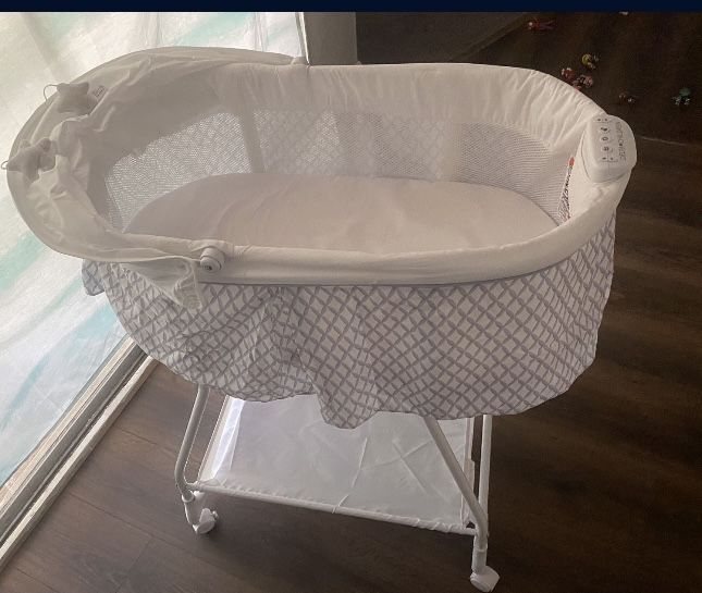 Bassinet 