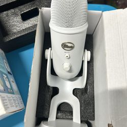 Blue Microphone Yeti