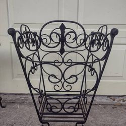 LARGE OUTDOOR PLANT STAND