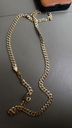 gold neckle