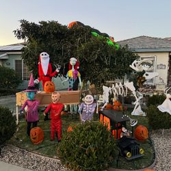Nightmare Before Christmas Props 