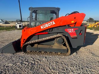 2016 Kubota svl90-2 skid steer