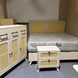 New King Size Bedroom Set