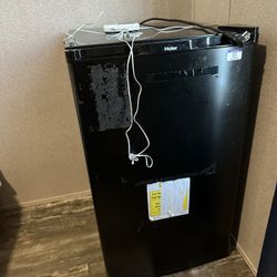 Mini Fridge, Haier