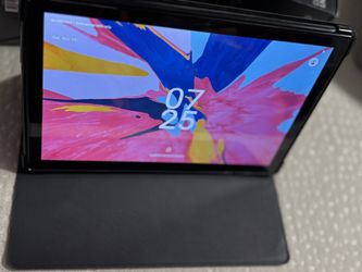 M9 Android Tablet – like new + Mystery Gift 🎁