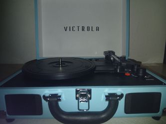 VICTROLA Record player with speakers attached