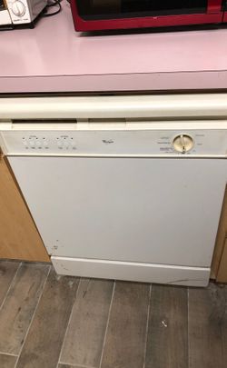 Dishwasher whirlpool