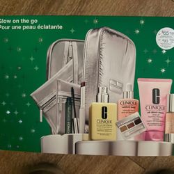 Clinique beauty kit
