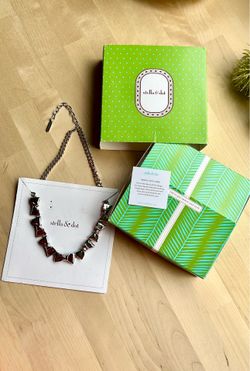Stella & Dot Women’s Silver tone Fashion Jewelry Statement Bow Link Necklace