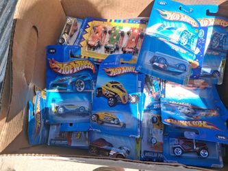 Hot wheel collection over 1500 ea still packaged