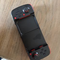 Mobile gaming controller