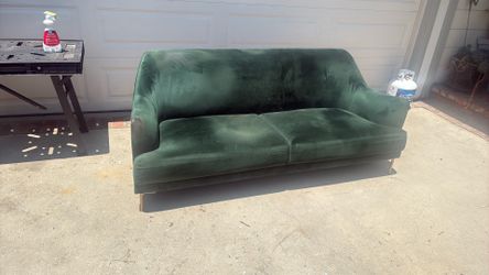 Free couch. In Encino