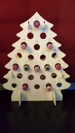 Advent Wine Christmas Tree