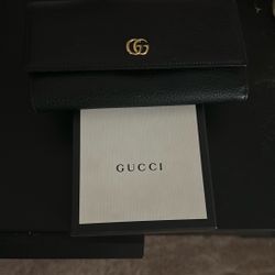 Women’s Gucci Wallet 