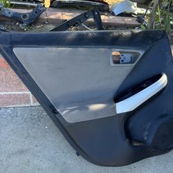 DOOR PANEL REAR LEFT SIDE 2015 TOYOTA PRIUS 3ER GENERATION.