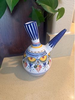 Ceramic de La cal puente de Arzobispo Spain Talavera wine jug