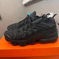 Nike Vapormax Size 8 Open To Trades