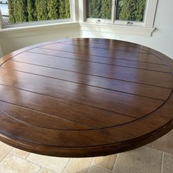 Round Dining Table (72”) With 8 Chairs 
