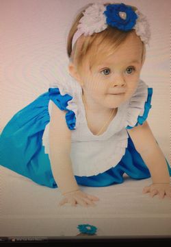 Halloween Alice in Wonderland dress brand new