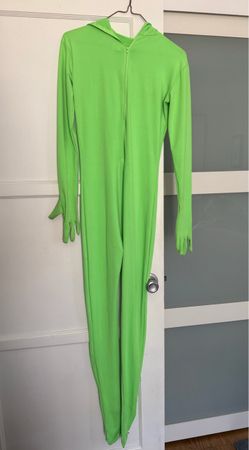 Green screen suits