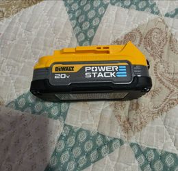 DEWALT
20V MAX  POWERSTACK Compact Lithium-Ion 1.7Ah Battery