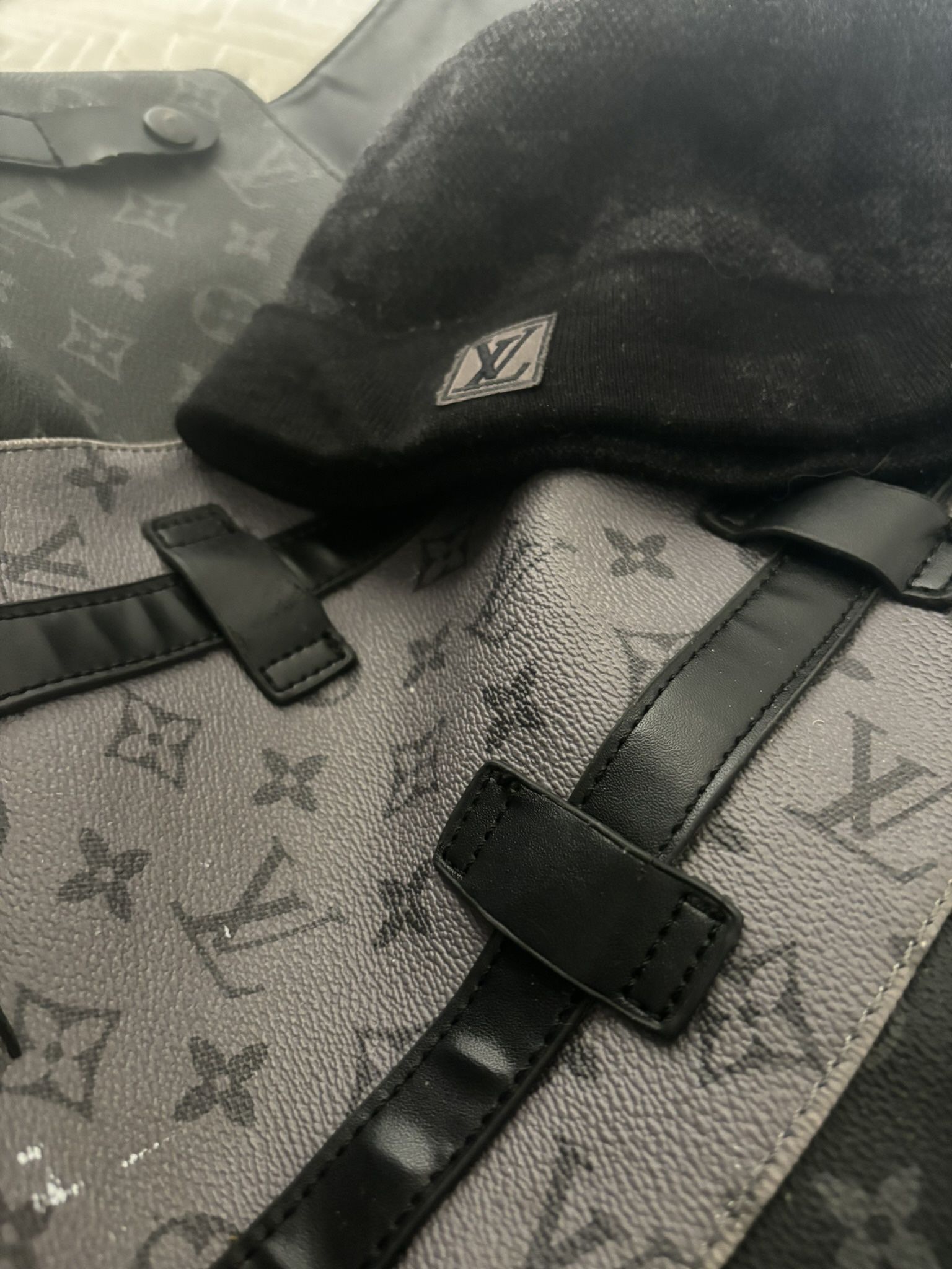 Louie vittution