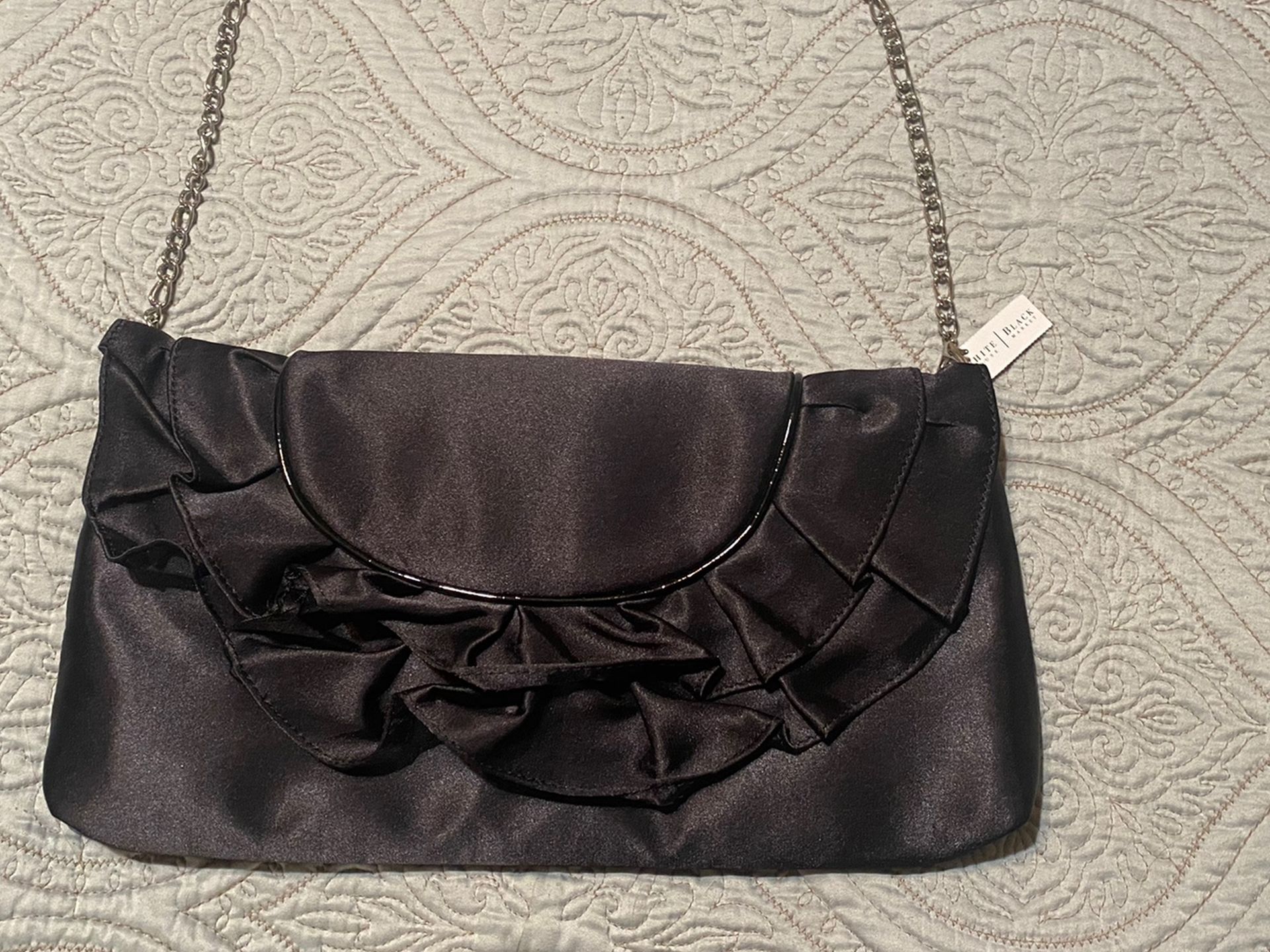 Elegant Black Purse ( Tags Attached )