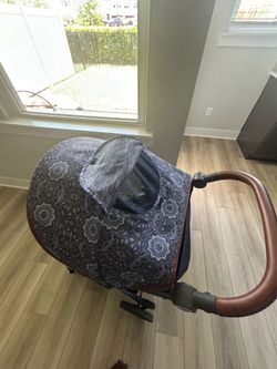 Graco Modes Stroller with Patterned Canopy and basket