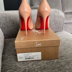 Christian Louboutin Patient Leather Kate’s 100mm