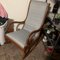 Offer up rocking chairs sale