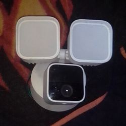 Wired Blink Floodlight Security Camera 