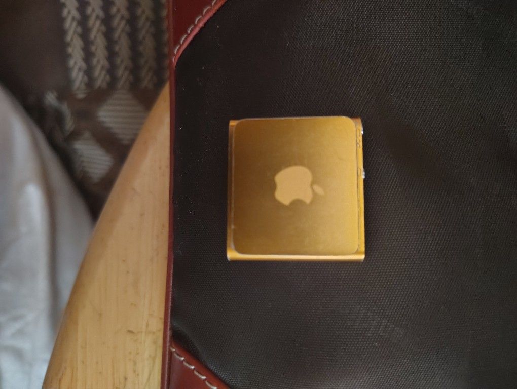 4th generation iPod shuffle