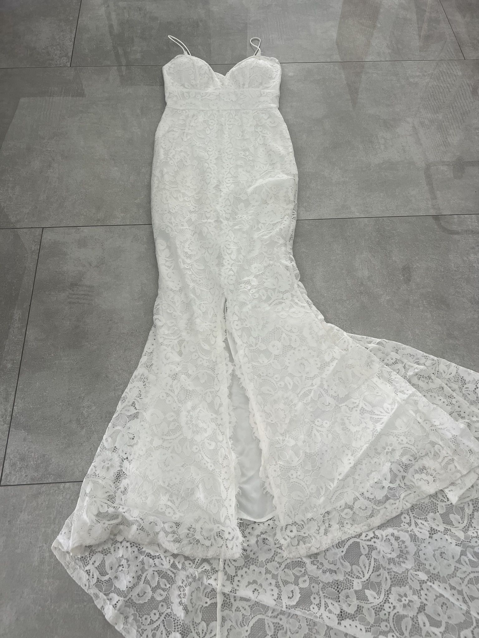 ASOS Bridal / Wedding Dress In white