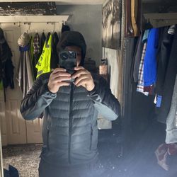 Gerry Winter “puffy” Jacket  Mens Size M.