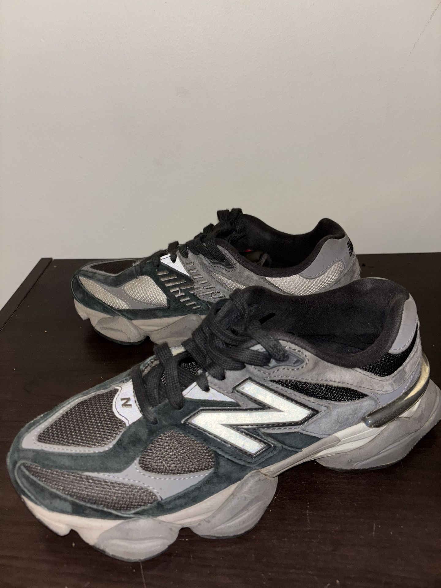 New Balance 9060