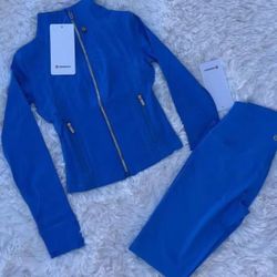 Lululemon Blue Zip-Up Jacket and Leggings Set