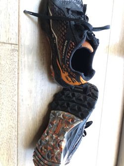 Toddler boys 11.5 Merrell tough mudder sneakers