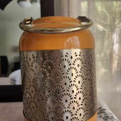 Metal decorative Lantern