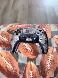 PS5 DualSense Wireless Controller Gray Camo